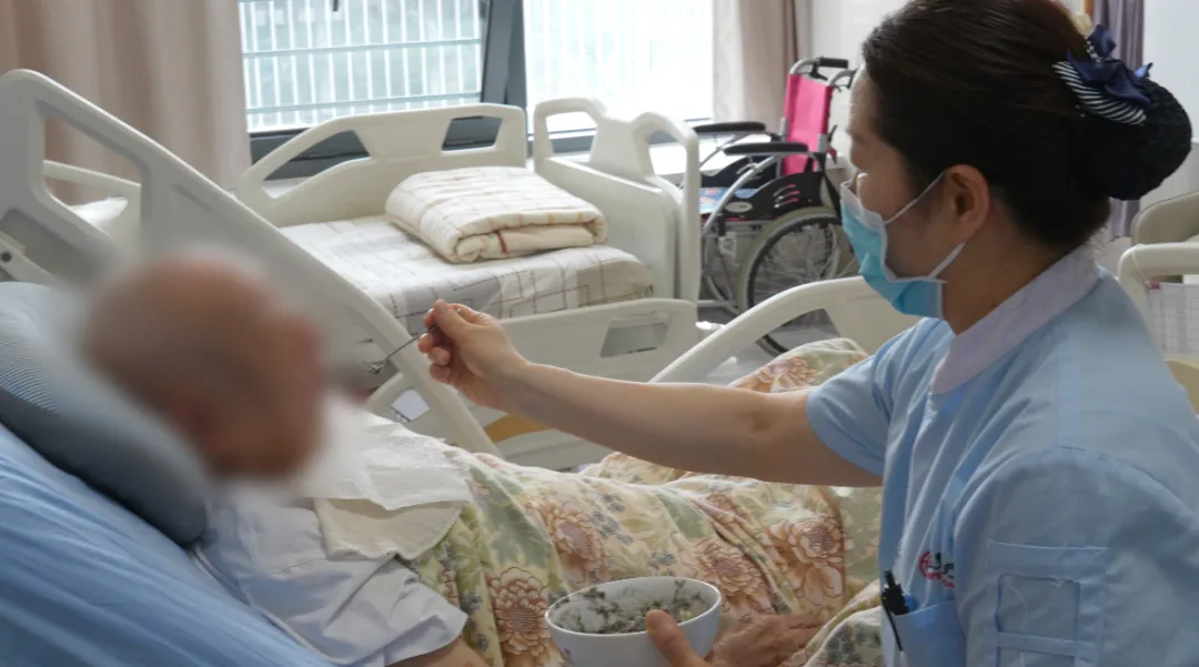请假陪护却被拒
