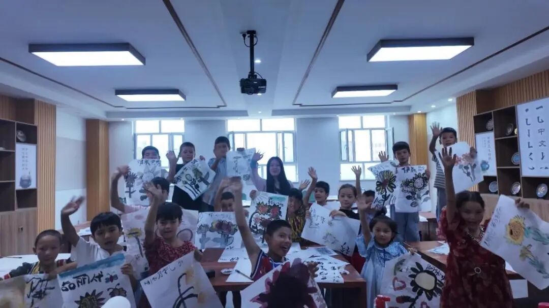 将专业所学融入支教课堂